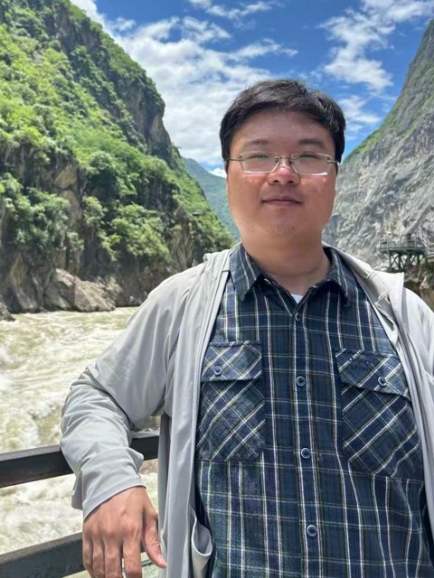 张明月