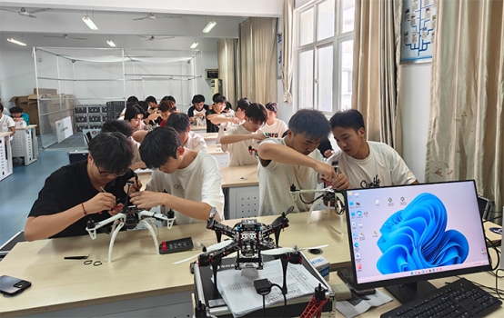 信息工程学院圆满举办2026年...