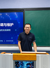 孔鹏照片